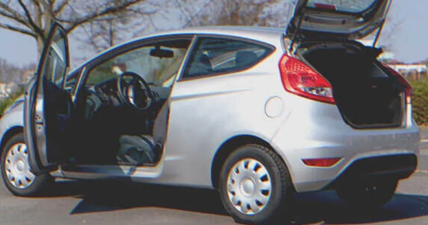 Mann hinterlässt Ex-Frau nichts, fünf Jahre später findet sie ihn schlafend im Kofferraum ihres Autos – Story des Tages